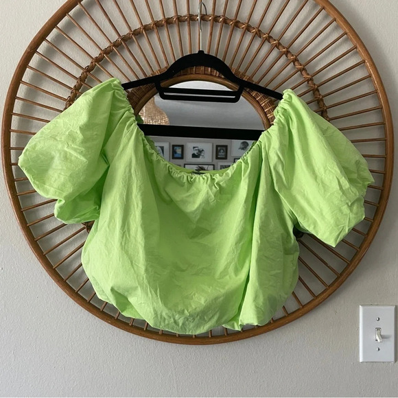 Wayf Lime green off the shoulder puff sleeve crop top Sz L - Picture 8 of 8